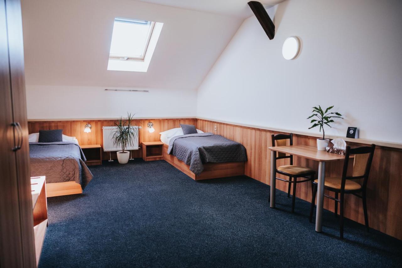 Hotel Centrum Hranice  Ngoại thất bức ảnh
